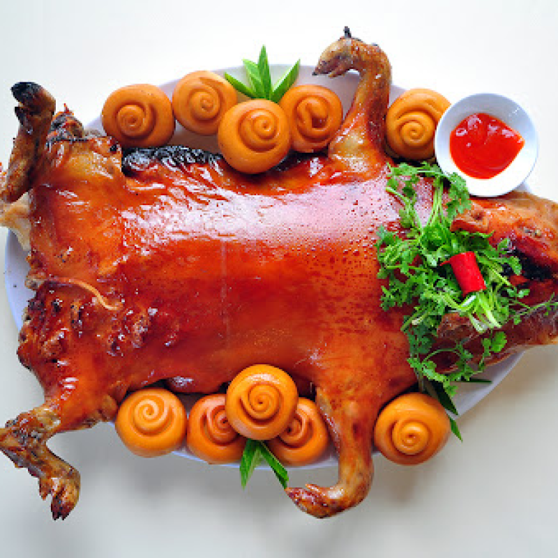 heo quay sữa ngon hóc môn